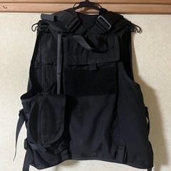 BLACKHAWK　タクティカルベストの画像
