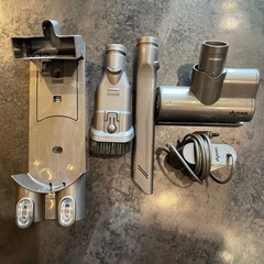 ダイソン掃除機　DC74　の画像