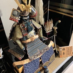 五月人形　畳台つき　兜　子供の厄除け　節句の画像