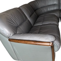 【早急‼️】5人掛け L字 コーナーソファ 本革 レザー 大型　積込手伝い可　金土日までの引き取りのみ値下げ可能の画像