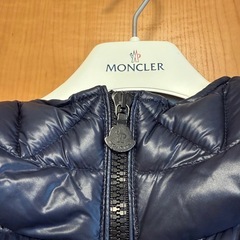 モンクレール ダウン キッズ12A ネイビーの画像