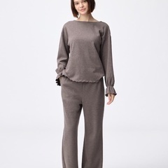 【新品】GUブラッシュドリブプルオーバー＆イージーパンツ／ベージュ／Lサイズの画像