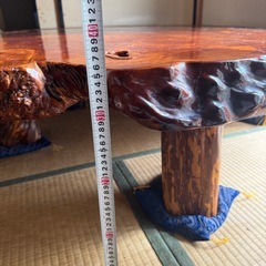 天然木座卓（光沢仕上げ）一枚板の画像
