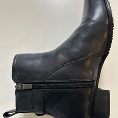 ゴアテックスリーガルレディースショートブーツ箱保存袋タグ冊子付き REGAL 靴23.0センチ雨対策ブラック黒の画像