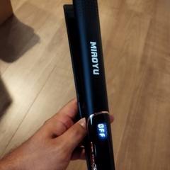 ストレートヘアアイロン　新品　※動作確認のみ行いましたの画像