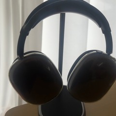 AirPods Max ブラック 販売します！（ケース・スタンド付き）の画像