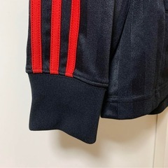adidas ジャージの画像