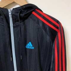 adidas ジャージの画像