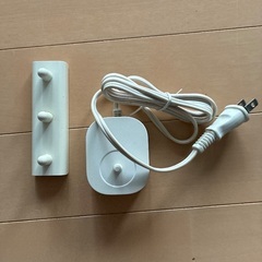 中古 オムロン電動歯ブラシ 歯磨き粉セットの画像