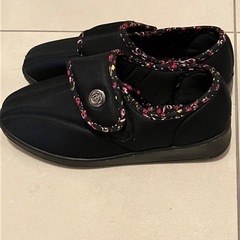 マジックテープ式　シューズの画像