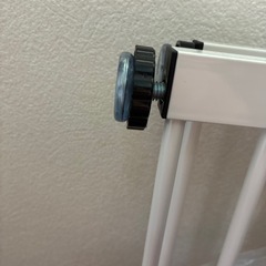 【再掲】ベビーゲート2つ　1つねじ紛失の画像