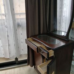 中古　使用感あり　鏡付ドレッサーの画像