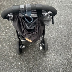 ベビーカー　joie 3輪の画像