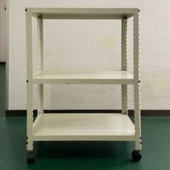 スチール製のワゴン、ラックの画像