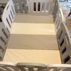 大阪熊 ベビーサークル ベビーフェンス 120×160 扉付き ハイタイプ 2カラーの画像