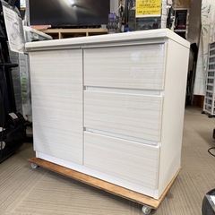 【超美 品‼️】定価34,990円♪ 現行モデル ニトリ 80cm幅キャビネット(ポスティアWH) サイドボード リビング収納家具 艶あり木目調ホワイト♪の画像