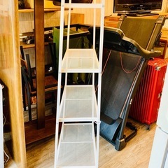 シンプルデザイン⭐️シェルフ【グッディーズ】の画像