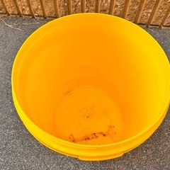 マーキュリー　蓋付きバケツ　アウトドア　などにもの画像