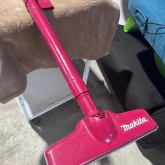 マキタ　コードレスクリーナー　掃除機　ｍａｋｉｔａ　ワイン　スタンド付き　充電式　スティッククリーナー　ＣＬ１０５Ｄの画像