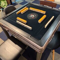 全自動麻雀卓（点数表示機能付き）美品の画像