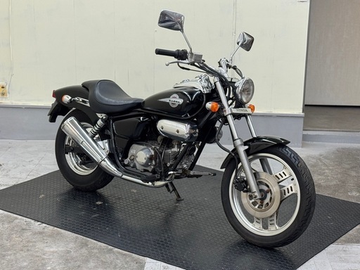 マグナ50 黒 AC13