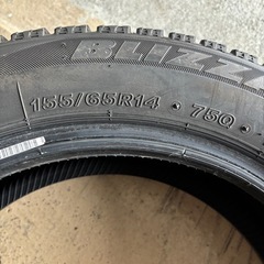 155/65r14スタッドレス冬タイヤVRXの画像