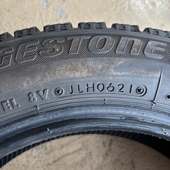 155/65r14スタッドレス冬タイヤVRXの画像