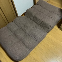 座椅子　角度変えられますの画像