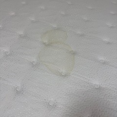 無料　クイーンサイズベッド【シミあり】の画像