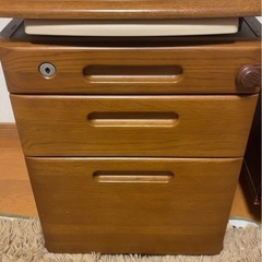 【無料】木製 学習机レトロ アンティーク調の画像