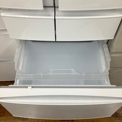 MITSUBISHIの６ドア冷蔵庫のご紹介ですの画像