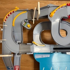 トミカワールド　トミカ　コースがのび〜る！2WAYにぎやか高速どうろの画像