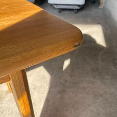 K36 リビング ローテーブル コーヒーテーブル センターテーブル 机 ダイニング 北欧家具？ 無垢材 天然木 デザイン ヴィンテージ 家具 の画像