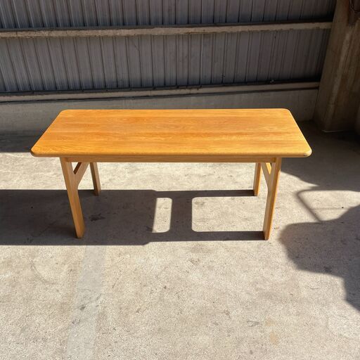 K36 リビング ローテーブル コーヒーテーブル センターテーブル 机 ダイニング 北欧家具？ 無垢材 天然木 デザイン ヴィンテージ 家具