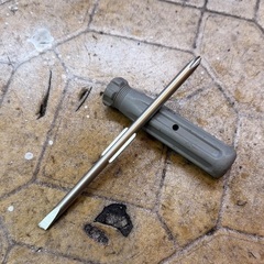 プラスorマイナス切り替え可能⭐️ドライバーの画像