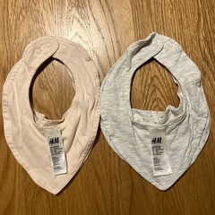 H&M　スタイ・よだれかけ 2色セットの画像