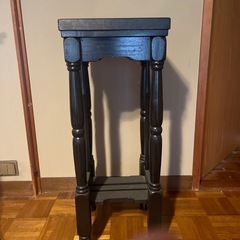 サイドテーブルの画像