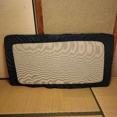 シングルサイズのマットレス 2つの画像