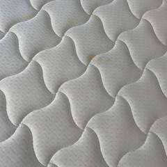 マットレス　　カバー付きの画像