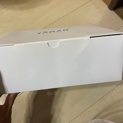 YA-MAN 小顔美顔器の画像