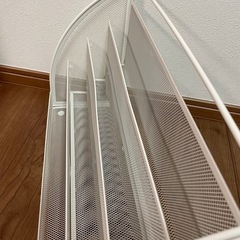 ニトリ　マガジンラック
の画像