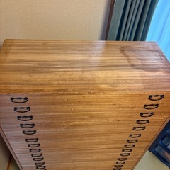 着物収納　桐箪笥　アンティーク家具の画像