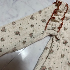 90サイズ長袖ベビー服の画像