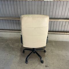 K37 オフィス ニトリ ワークチェア ファスKD アイボリー 1台 事務 回転 椅子 いす デスク PC パソコンの画像