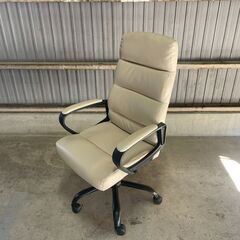 K37 オフィス ニトリ ワークチェア ファスKD アイボリー 1台 事務 回転 椅子 いす デスク PC パソコンの画像