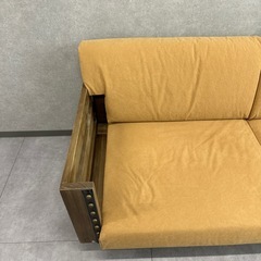 平日お渡しは値引き　ヴィンテージ風　ソファの画像