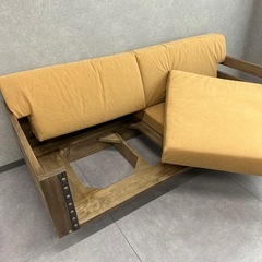 平日お渡しは値引き　ヴィンテージ風　ソファの画像
