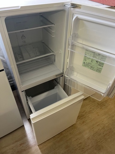 アクア　冷蔵庫　126L 2020年製　❸