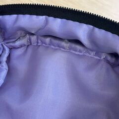 クロミちゃん ダイカットポーチ Kuromi サンリオ 公式グッズの画像