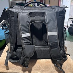 Ｕｂｅｒ　Ｅａｔｓ　配達用バッグ　デリバリーバッグ　リュック型　ウーバーイーツ　の画像